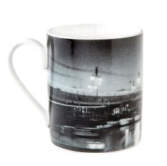 Jumbo X İstanbul Modern Othmar Pferschy,Galata Köprüsünde Gece Mug 1000102198001