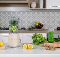 Smeg BLF03CREU Krem 800 W Sürahi Blender