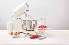 Smeg Full Cream Hamur Karıştırma Makinesi Smf03Creu 500.01.01.8235